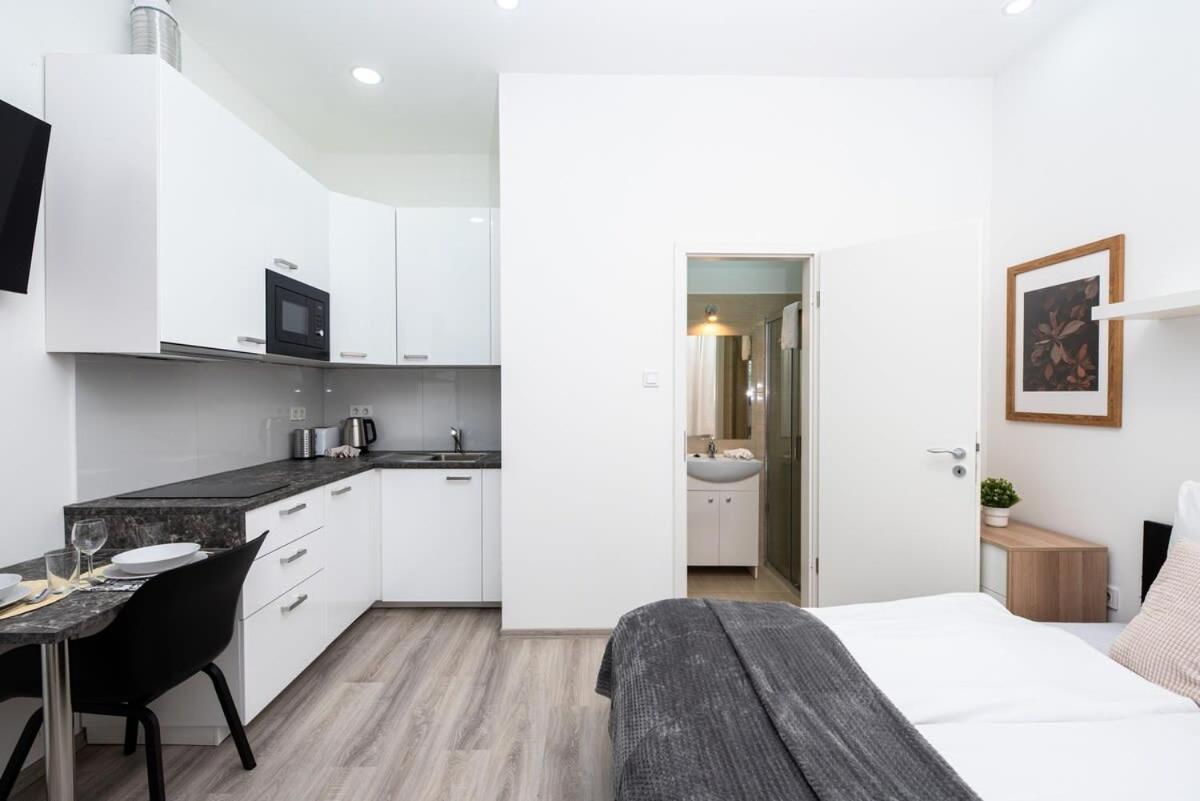 Extra Central - New - Charming Studio Budapeszt Zewnętrze zdjęcie